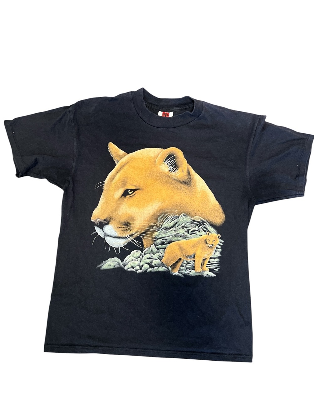 Puma Mountain lion graphic t-shirt size L GUC